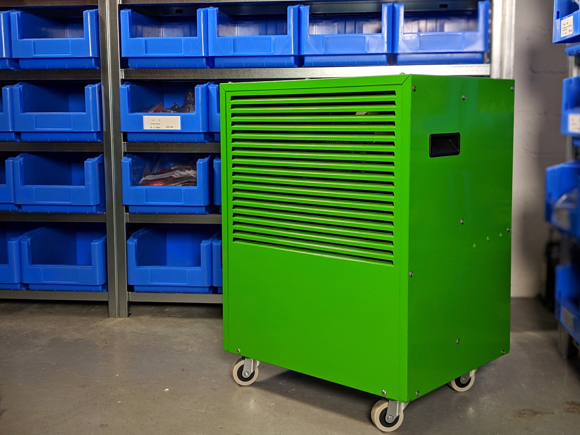 ecodry 425 - Original Green Luftentfeuchter mit 4 stabilen Lenkrollen und automatischer Abtauvorrichtung