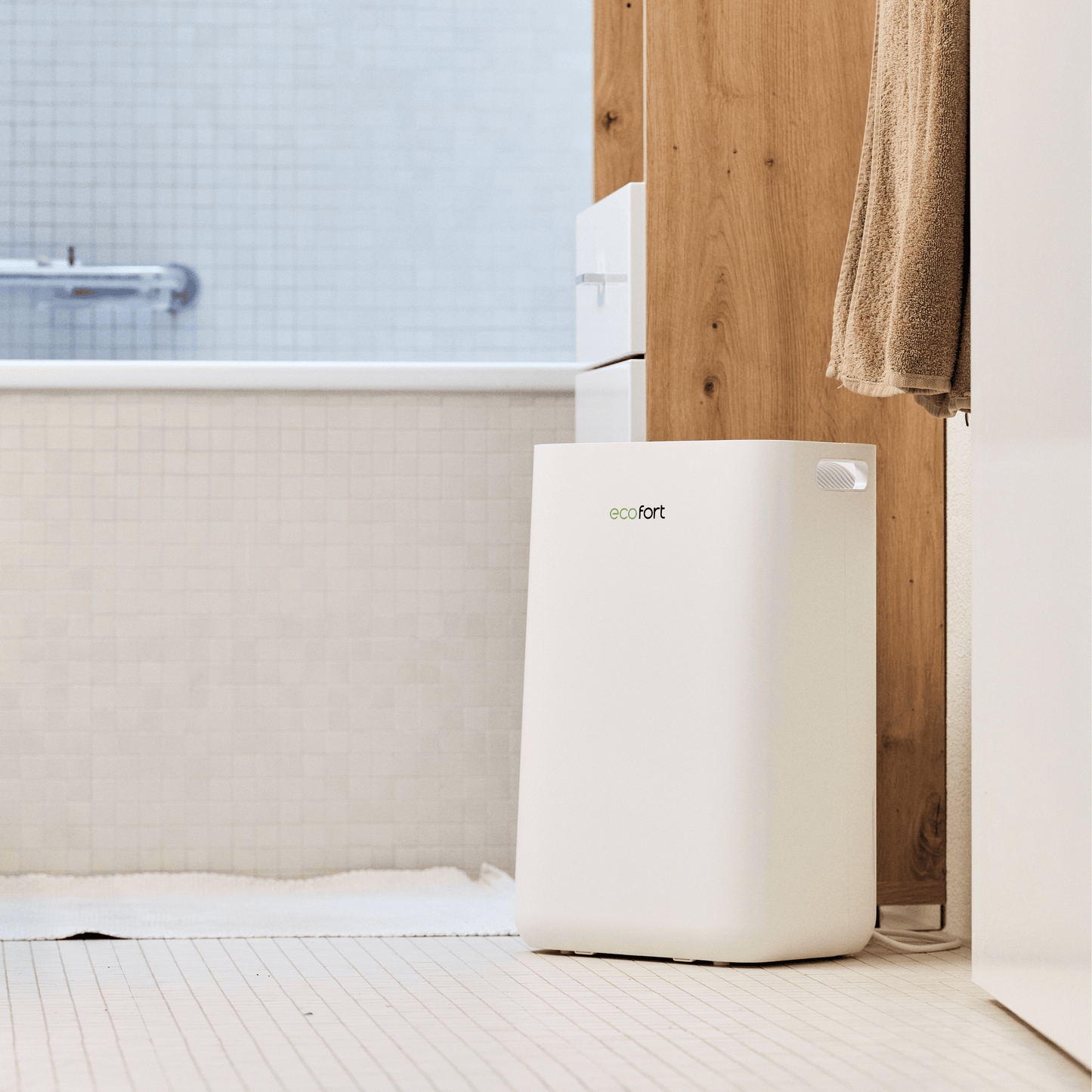 ecoQ DryAir 13L Energy Saver – der perfekte Luftentfeuchter für 30 m². Flüsterleise, energieeffizient und einfach zu bedienen.