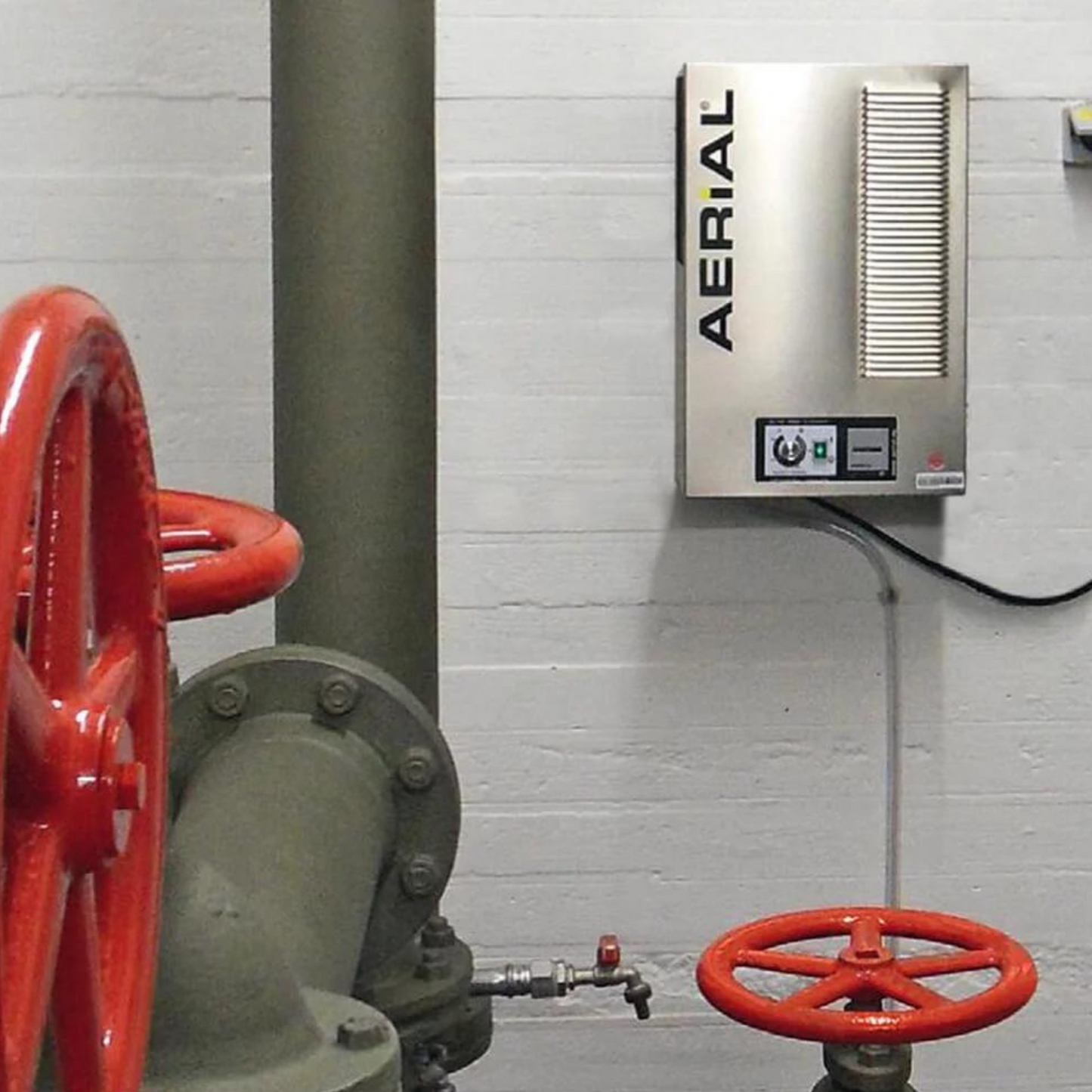 Aerial AD 110P Luftentfeuchter mit stufenlosem Hygrostat und wandmontierbarer Konstruktion, geeignet für Räume bis 140 m³.