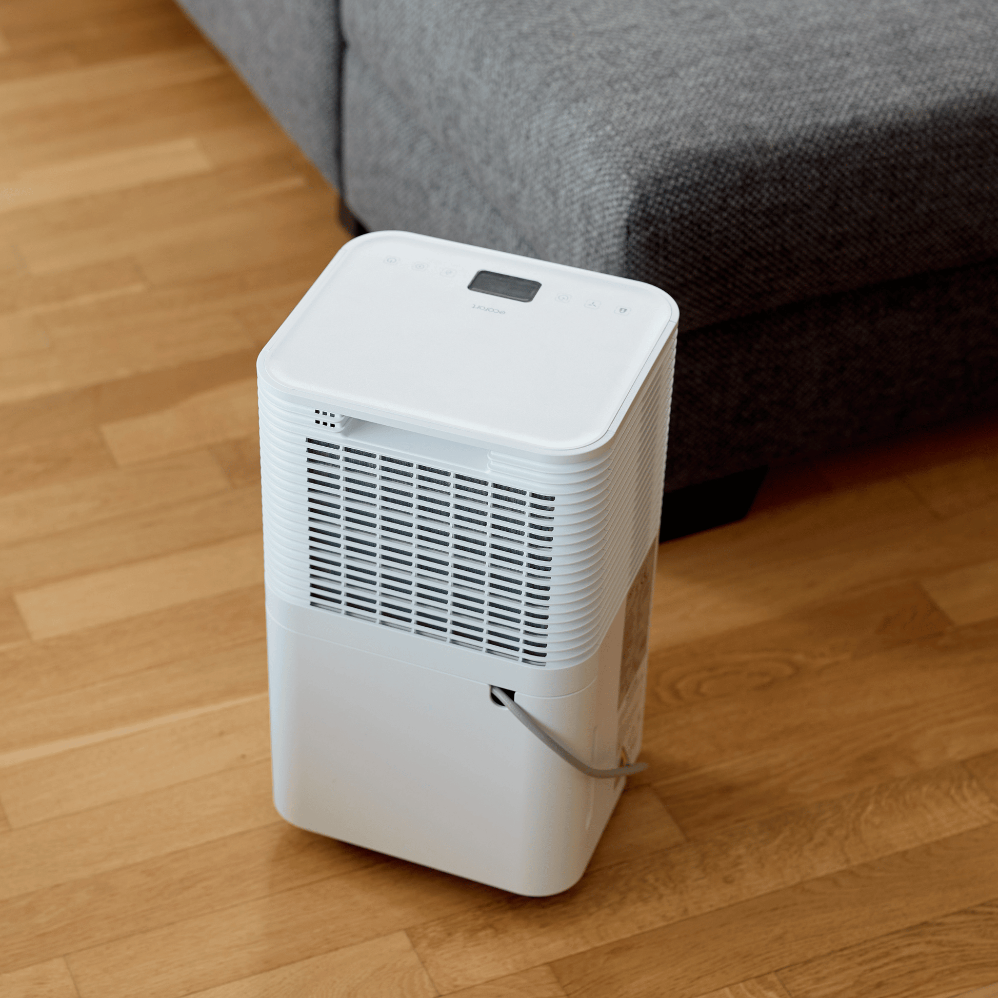 ecoQ DryAir 12L Essential: Die praktische Lösung für feuchte Räume. Einfach, zuverlässig und leise – für ein gesundes Wohnklima.