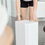 Mobil, leise und leistungsstark: ecoQ DryAir 20L Essential verbessert das Raumklima effizient – ideal für Wohnzimmer, Schlafzimmer oder Keller.