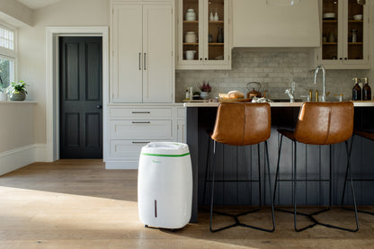 Meaco 20L Low Energy Luftentfeuchter mit 2 Betriebsstufen, 6l Behälter und Automatikbetrieb in Weiss.