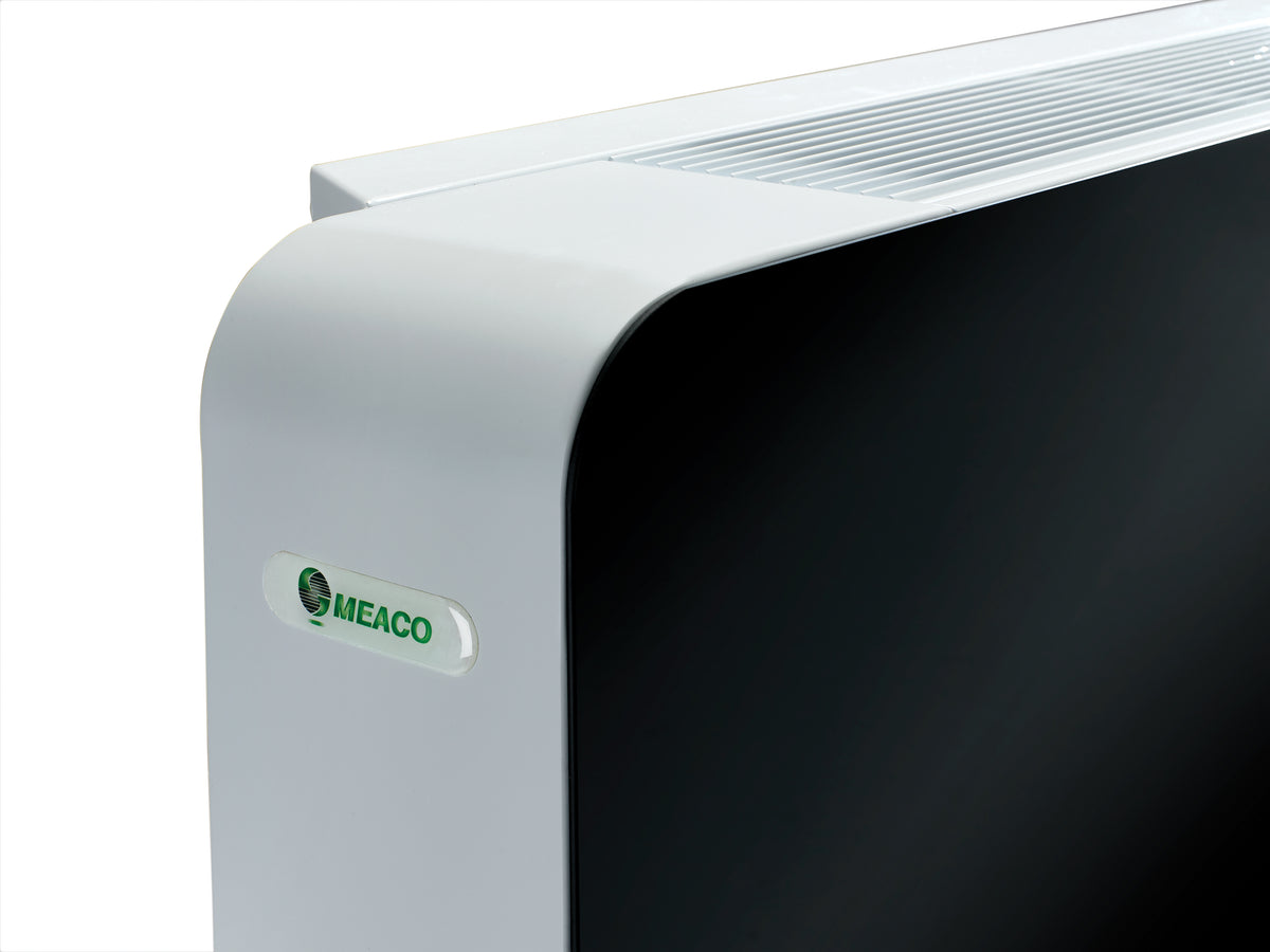 Meaco PowerDry in Schwarz, hochmoderne Wandmontage mit Glasfront, leise und effizient.